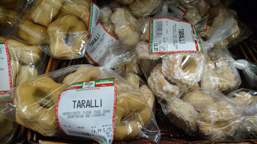 Claro`s Italian Market